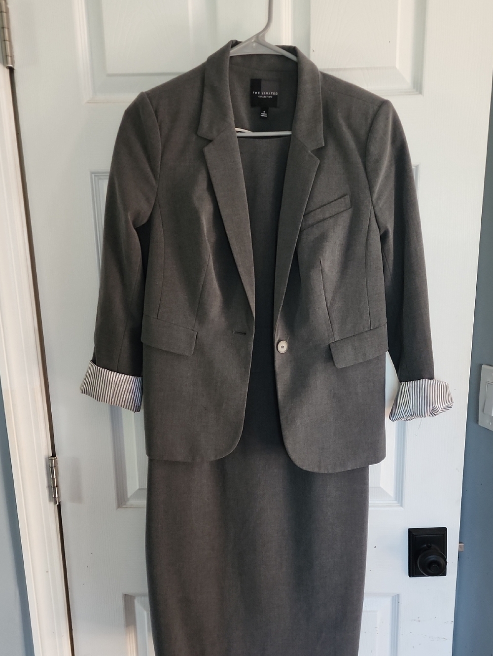 The Limited Gray Women's Single-Button Blazer